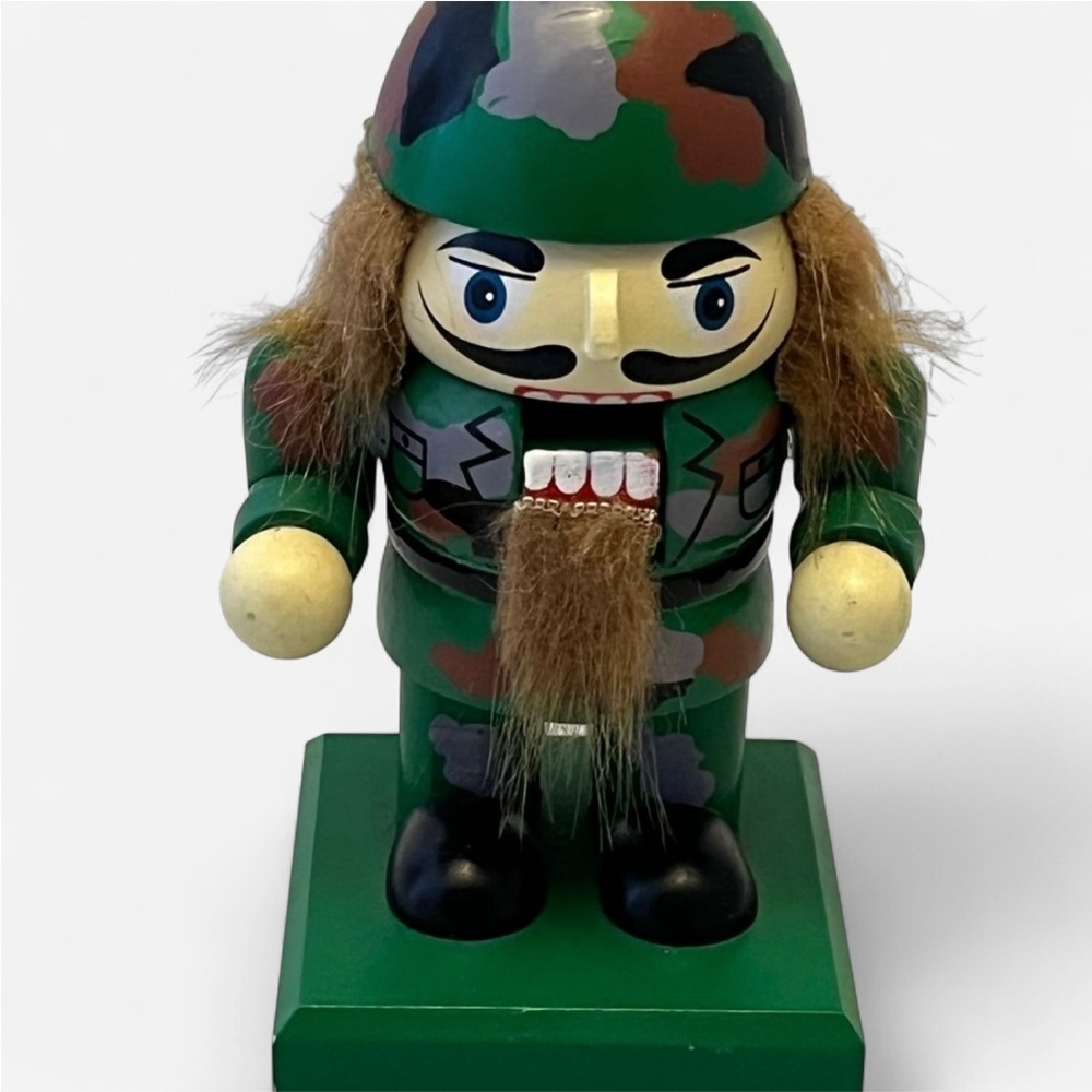 Cute Army Themed Small Stubby Nutcracker, EUC